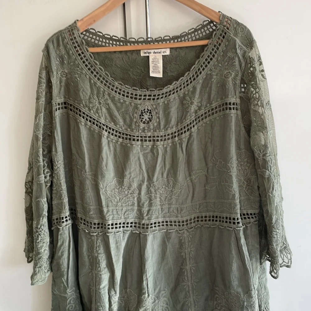 Woman Beautiful Cotton Top - Picture 4 of 4